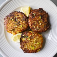 Paleo Salmon Cakes